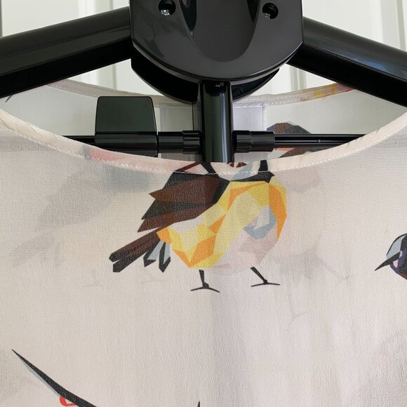 LOVE BINETTI Womens Sz L Geometric bird print Blouse 100% silk - Picture 8 of 14